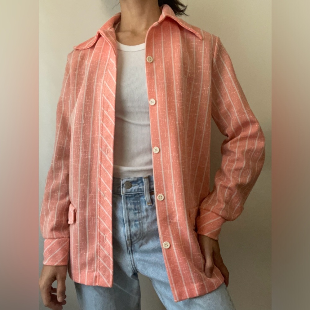 💚clearance 💚 Vintage 1970’s coral striped woven shacket